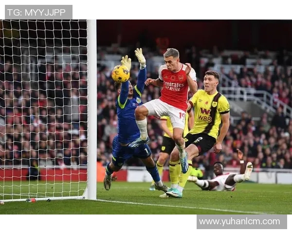 阿森纳赛后关键胜利图集：百看不厌的绿茵传奇